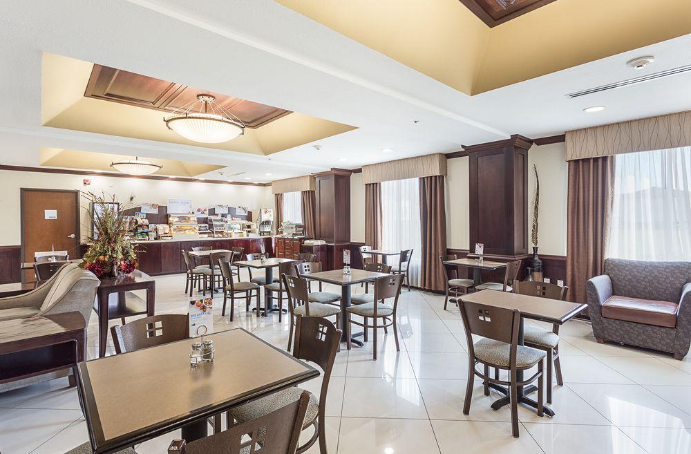 Holiday Inn Express Hotel & Suites Byram By Ihg Extérieur photo