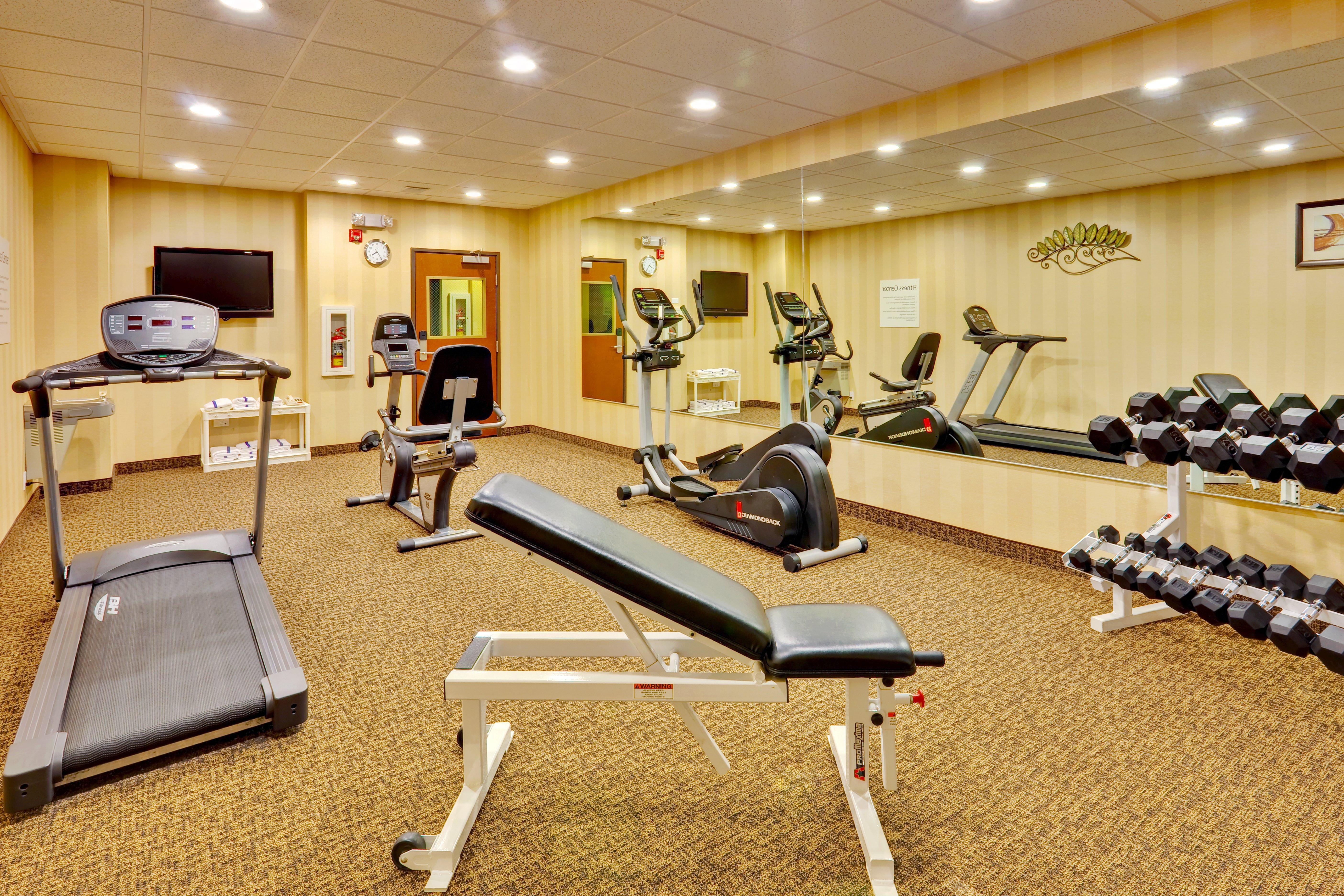 Holiday Inn Express Hotel & Suites Byram By Ihg Extérieur photo