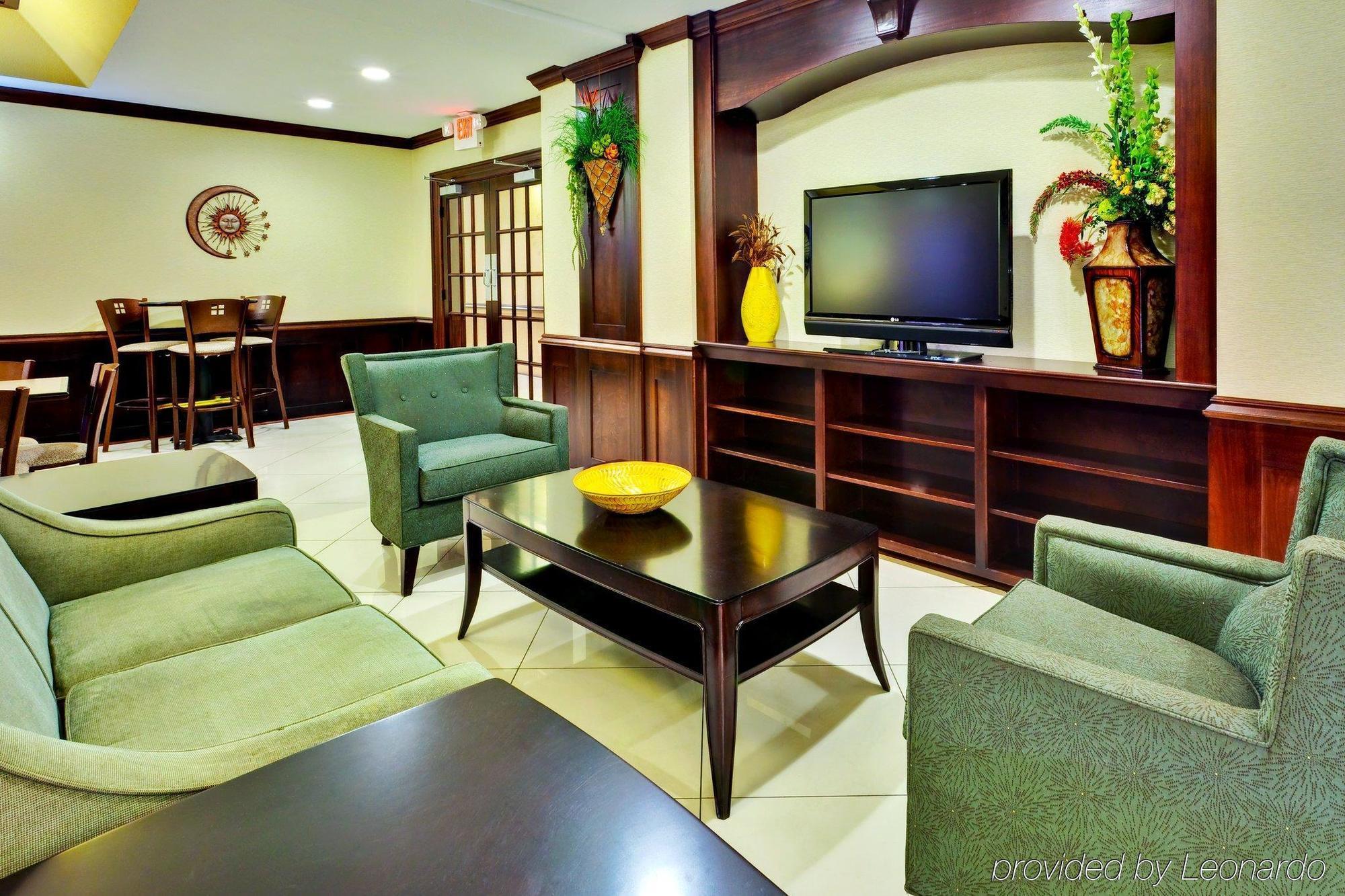 Holiday Inn Express Hotel & Suites Byram By Ihg Intérieur photo